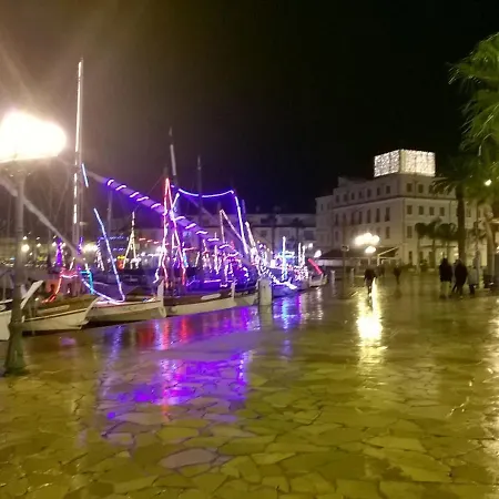 2 Avec Piscine Face A La A La Coudouliere * シス・フール・レ・プラージュ